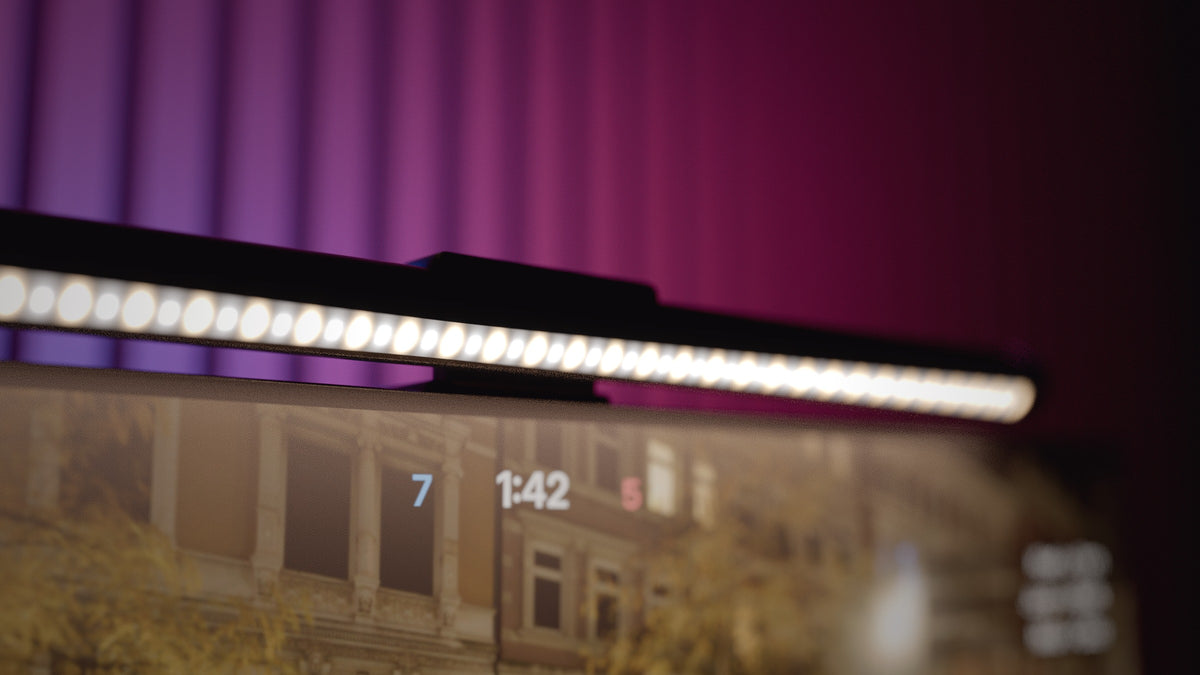 Gros plan sur HALVO One allumée au sommet de l'écran (rendu 3D)